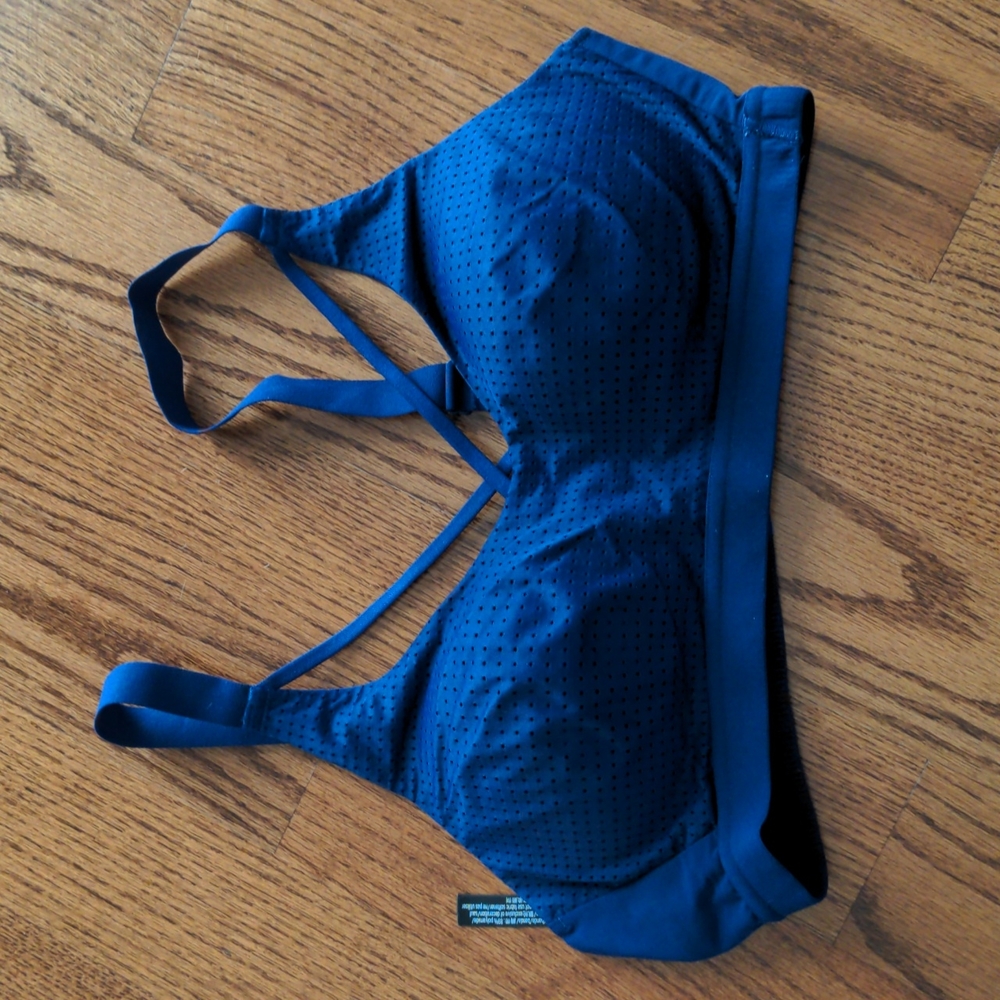 Victoria's Secret sports bra